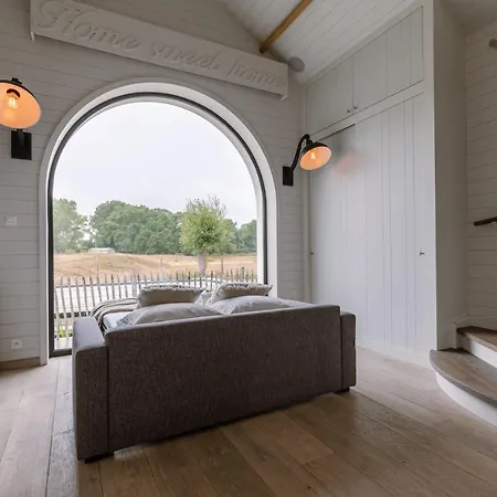 Beautiful And Spacious House With Swimming Pond Sauna And Garden
